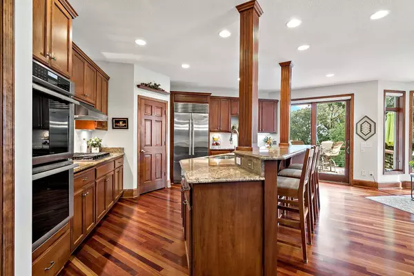 Lakeville, MN 55044,17854 Lanesboro CT