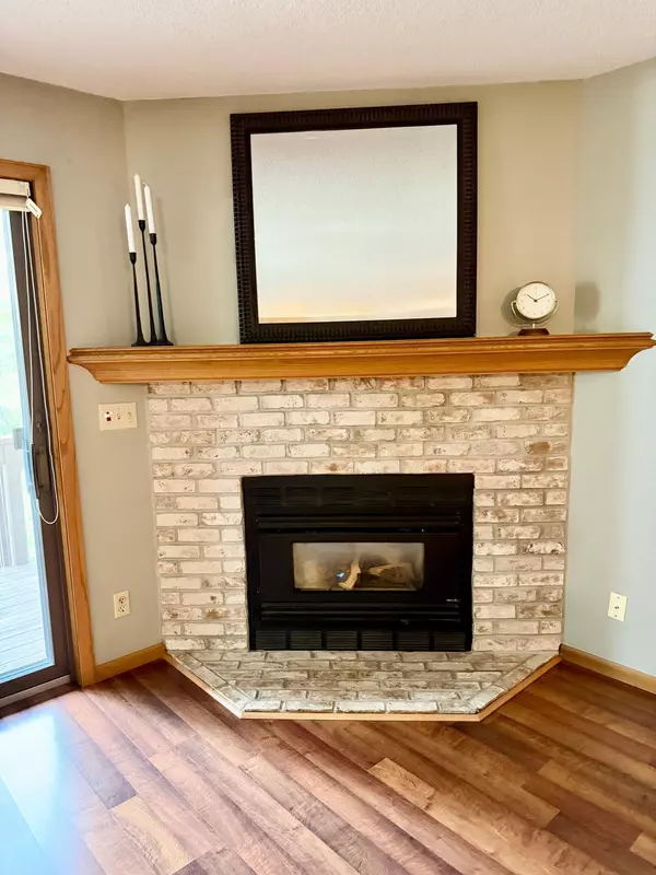 Mounds View, MN 55112,2592 Moundsview DR #12