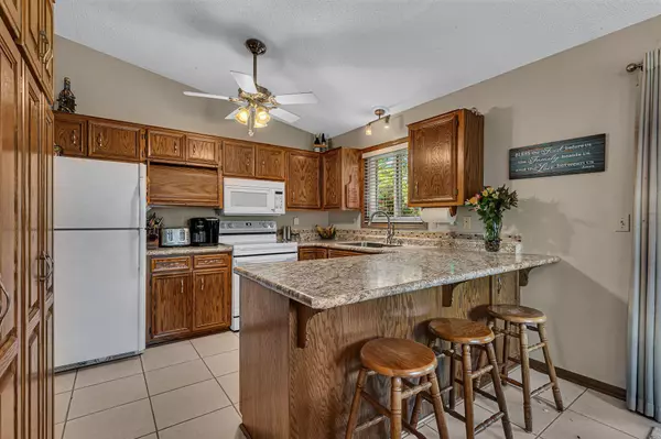 Sartell, MN 56377,826 W Meadow CT
