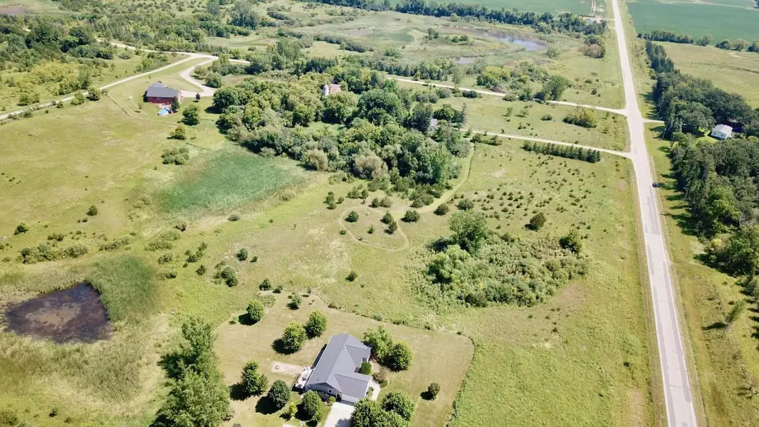 14918 195th AVE NE, Hawick, MN 56273