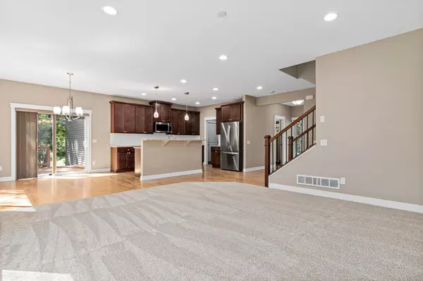 Oakdale, MN 55128,6591 30th Street CT N