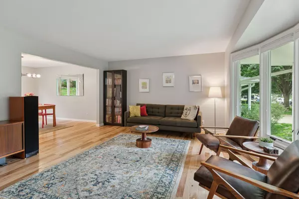 Edina, MN 55439,6505 Creek DR