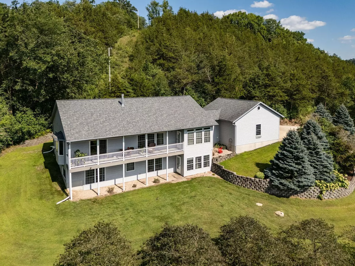 Lanesboro, MN 55949,34869 Fawn DR