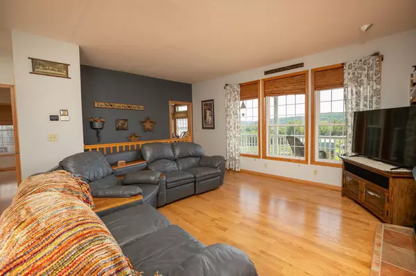 Lanesboro, MN 55949,34869 Fawn DR