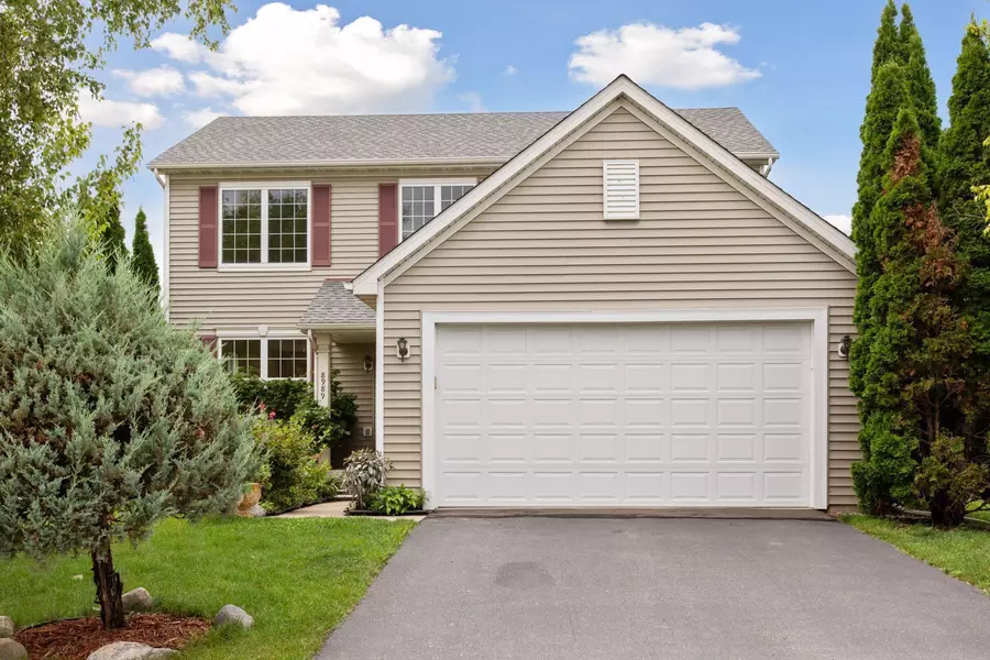 8989 Garland LN N, Maple Grove, MN 55311