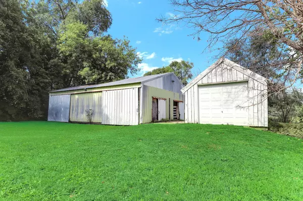 Faribault, MN 55021,19225 Belview TRL
