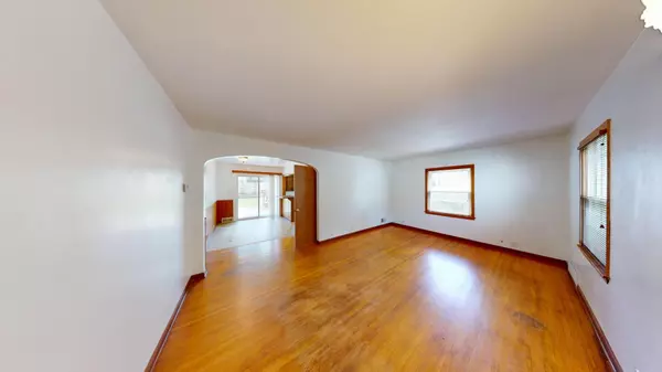 Albert Lea, MN 56007,1223 James AVE