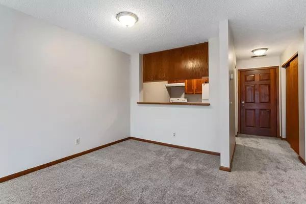 Shoreview, MN 55126,760 County Road F W #709