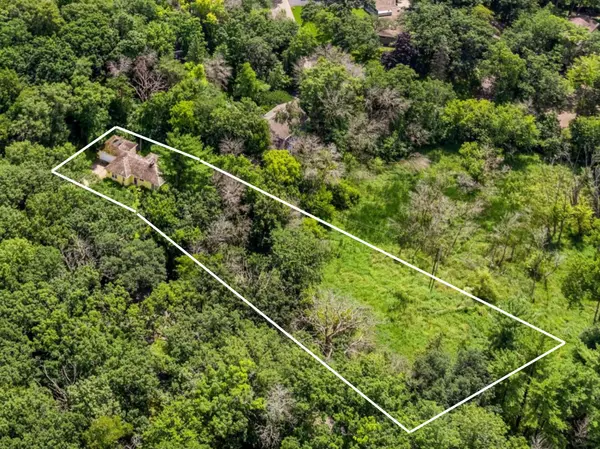 Minnetonka, MN 55305,11405 Timberline RD