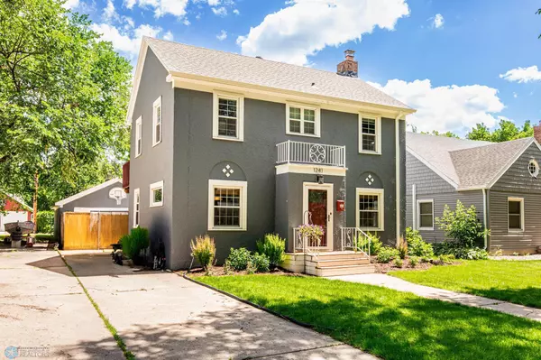 Fargo, ND 58102,1241 4th ST N