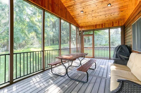 River Falls, WI 54022,804 Spring ST