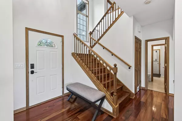 Maplewood, MN 55119,2545 Hillwood DR E