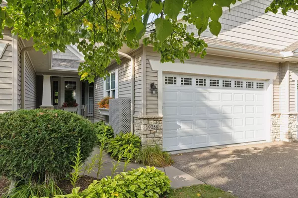 Eden Prairie, MN 55347,9258 Francis LN