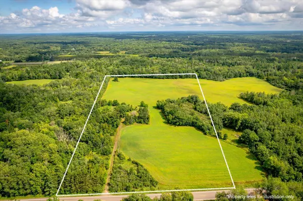 25561 Groningen RD, Sandstone, MN 55072