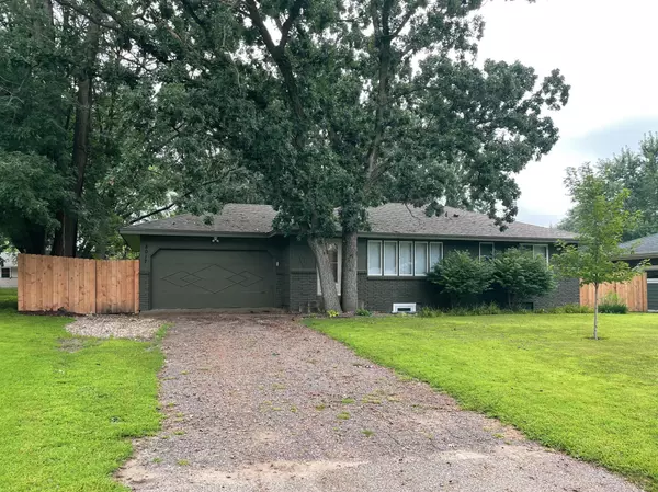 8017 Monroe ST NE, Spring Lake Park, MN 55432