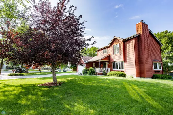 Moorhead, MN 56560,3901 S Rivershore DR