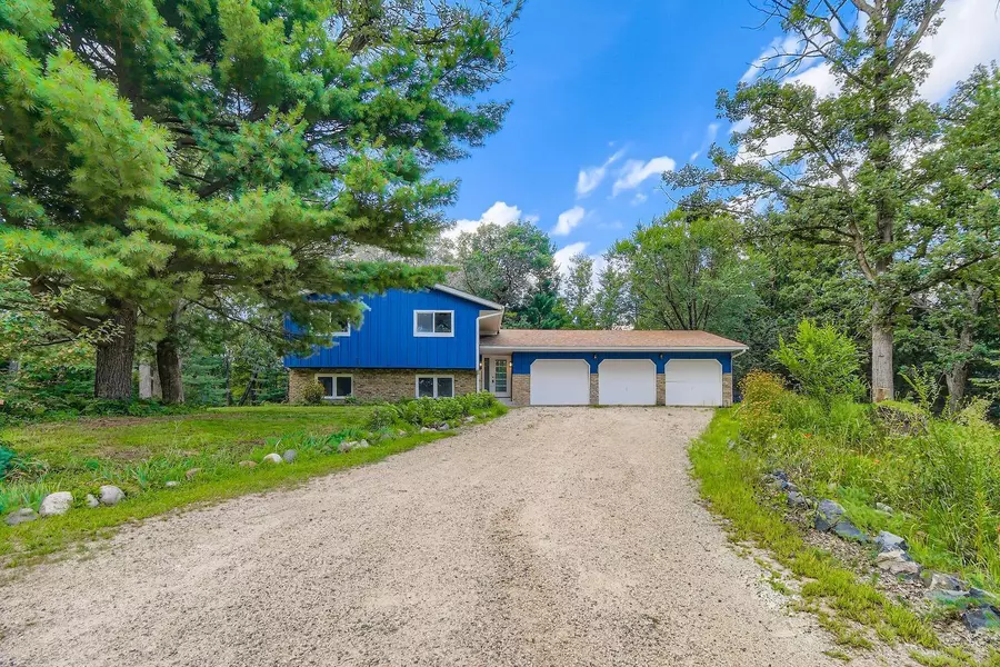 8747 241st AVE NE, Linwood Twp, MN 55079