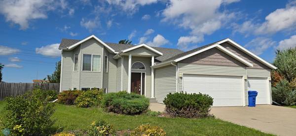 3505 Lincoln ST S,  Fargo,  ND 58104