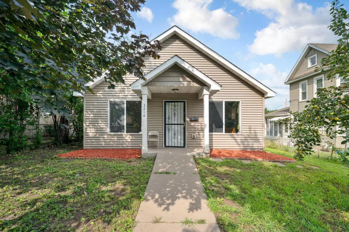 Minneapolis, MN 55412,3219 Lyndale AVE N