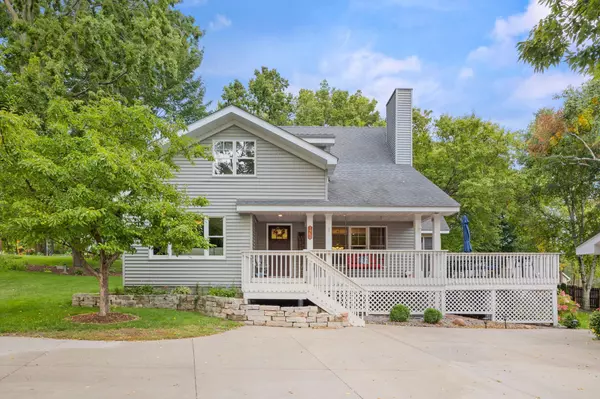 1940 Concordia ST, Orono, MN 55391