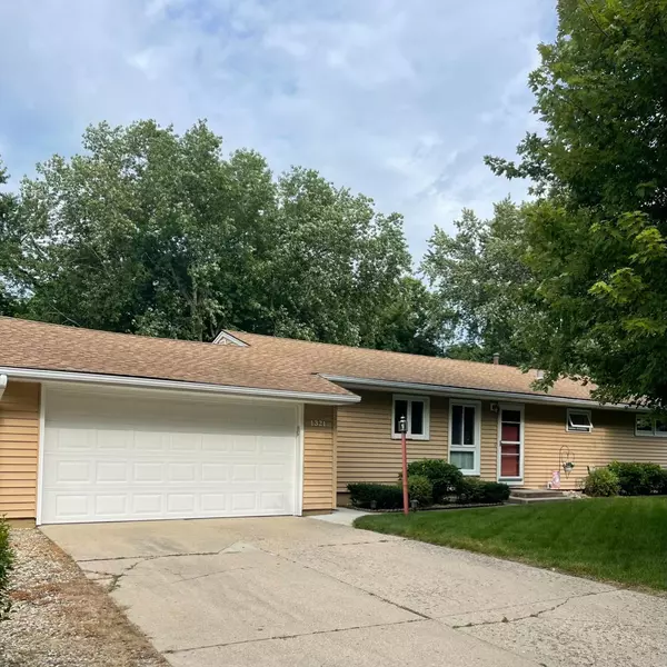 1321 Garfield AVE, Albert Lea, MN 56007