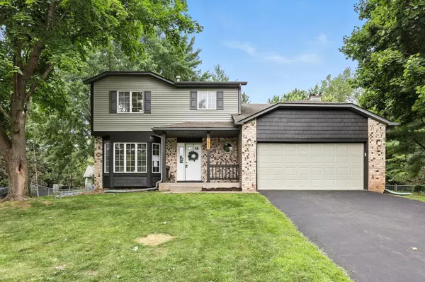 9400 Indian Boulevard CT S, Cottage Grove, MN 55016