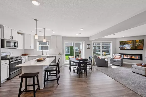 Victoria, MN 55386,9456 Bridle WAY