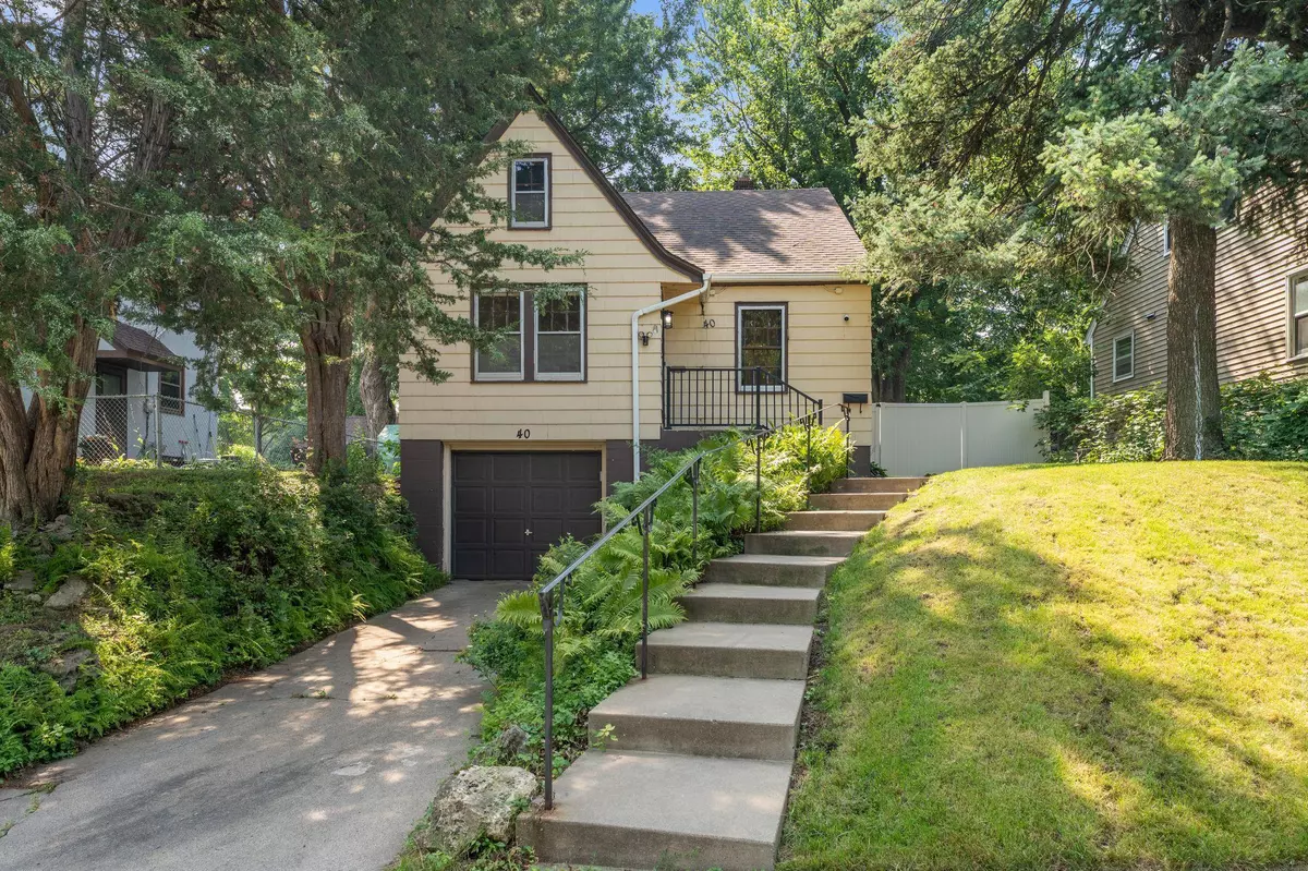 Saint Paul, MN 55107,40 Belvidere ST W