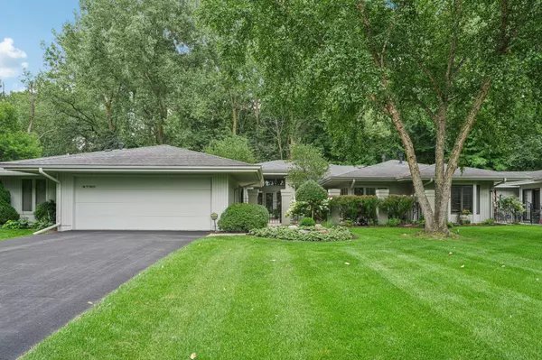4730 Regents WALK, Shorewood, MN 55331