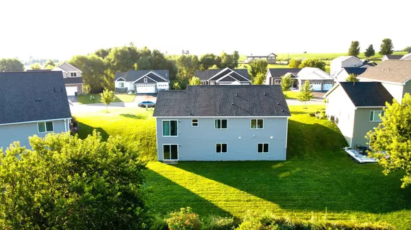 Lonsdale, MN 55046,806 Harvest DR SW