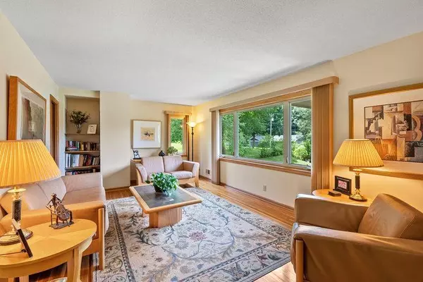 Minnetonka, MN 55345,3913 Avondale ST