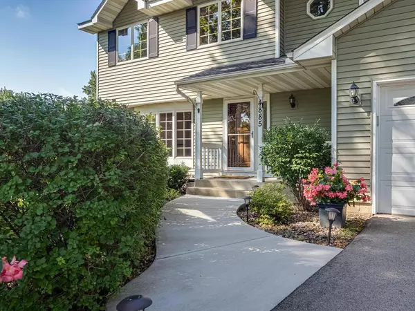 Plymouth, MN 55442,4885 Deerwood LN N