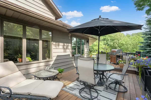 Rochester, MN 55902,1203 Baihly View LN SW