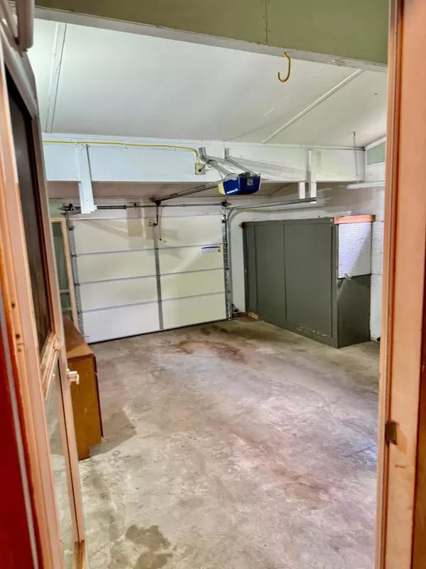 Lake City, MN 55041,411 W Jewell AVE