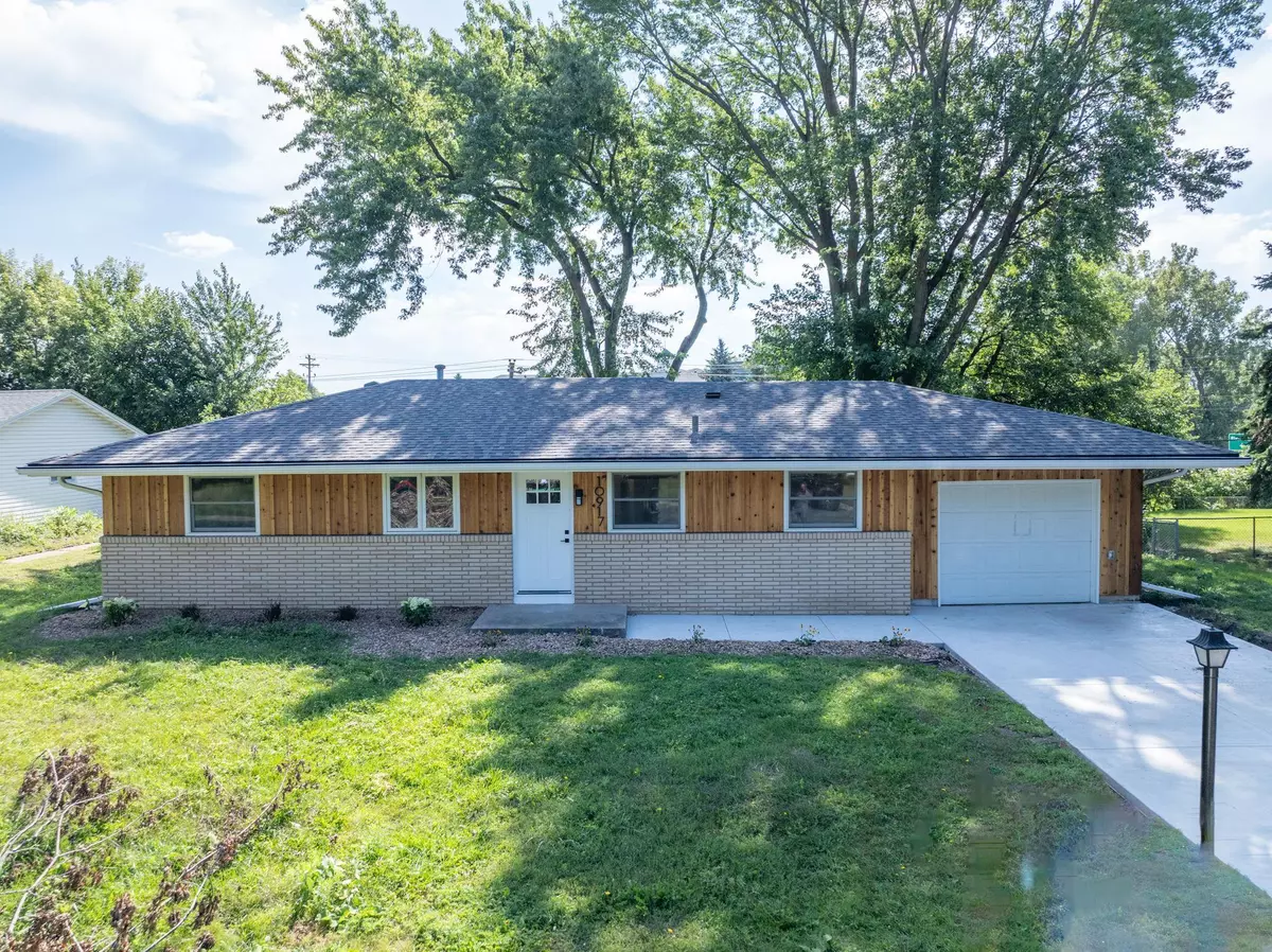 Burnsville, MN 55337,10917 Southview DR