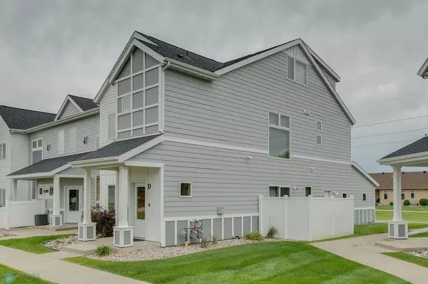 Fargo, ND 58104,4390 46th AVE S #D