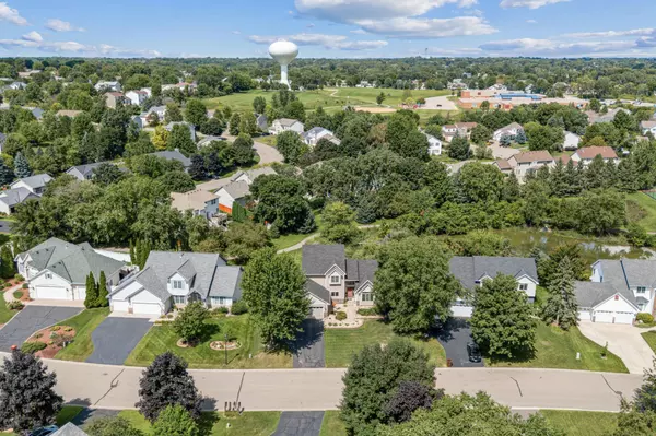 Woodbury, MN 55125,3637 Commonwealth RD