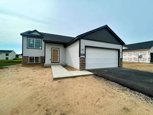 6701 Granby ST, North Branch, MN 55056
