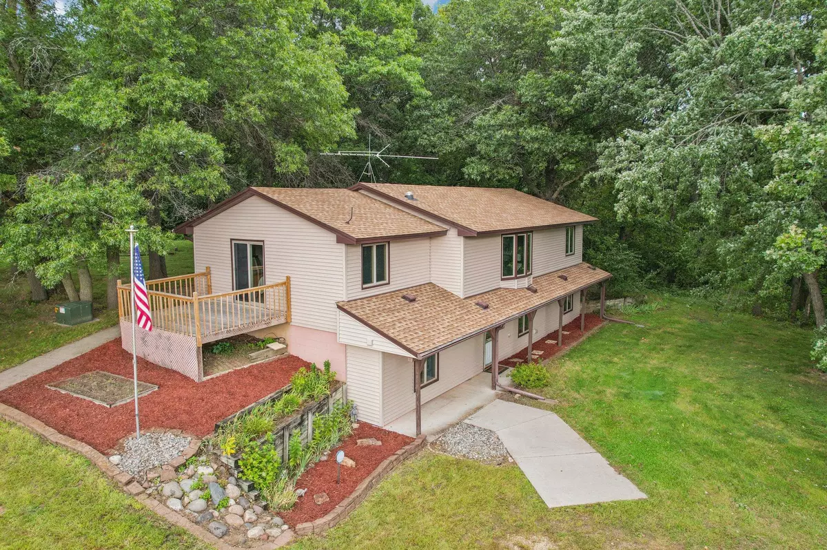 Isanti, MN 55040,661 273rd AVE NE