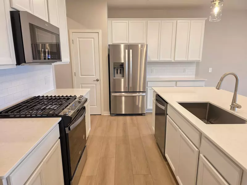 4740 AirLake Curve, Woodbury, MN 55129