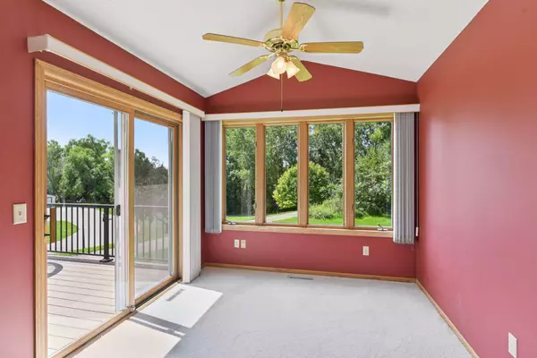 Plymouth, MN 55442,5550 Nathan LN N #1