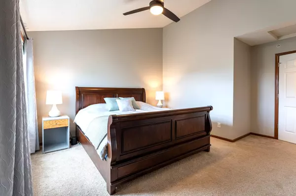 Eden Prairie, MN 55347,15575 June Grass LN