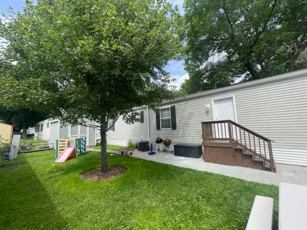 950 Cessna DR, New Brighton, MN 55112