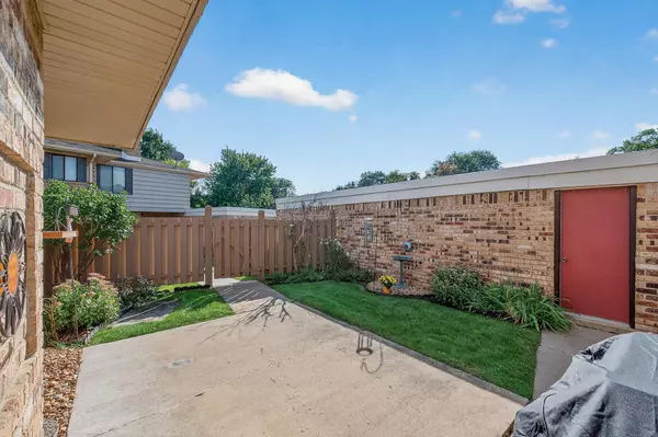 Saint Louis Park, MN 55426,3720 Independence AVE S #90