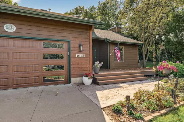 Plymouth, MN 55442,4625 Cottonwood LN N