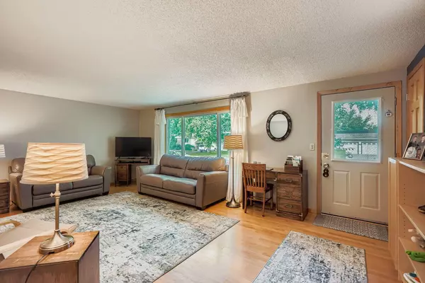 Shakopee, MN 55379,1946 11th AVE E