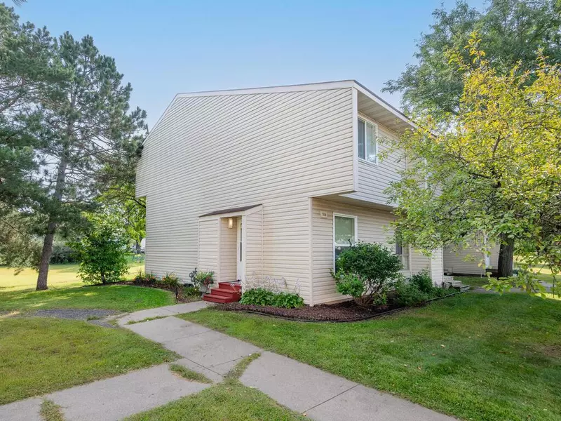 7936 Yates AVE N, Brooklyn Park, MN 55443