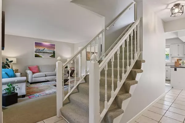 Eden Prairie, MN 55346,18949 Nature LN