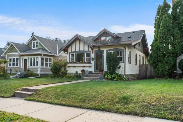 Minneapolis, MN 55407,3836 Columbus AVE