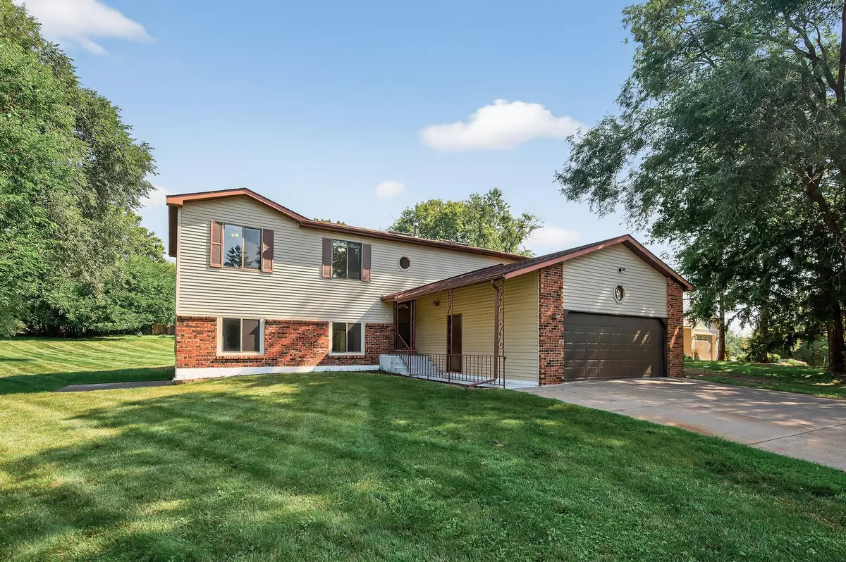 Minnetonka, MN 55305,605 City View DR